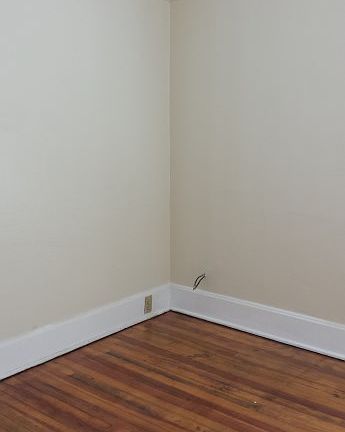 4th image of 3336 Bevis Ave