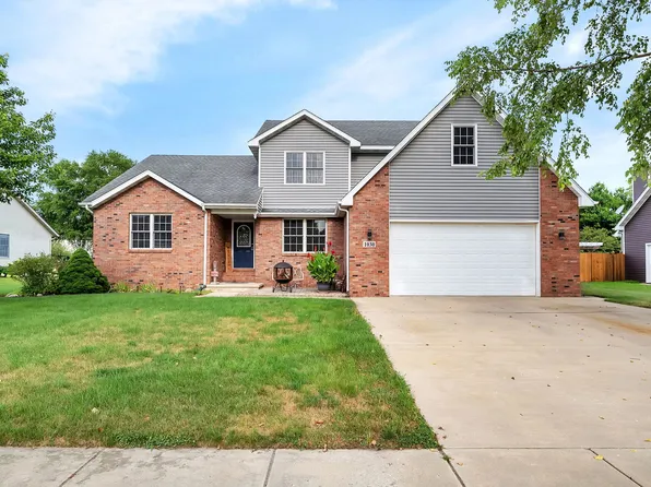 1030 Crystal Ln, Diamond, IL 60416