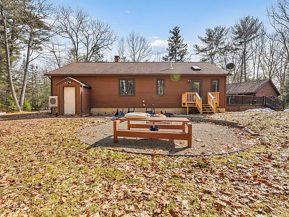 5th image of 108 Hart Road