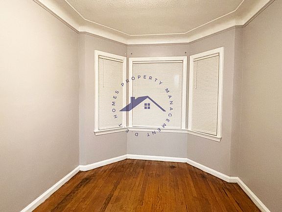3rd image of 19351 Murray Hill St #1