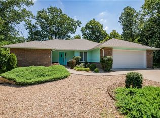 16 Stucky Ln, Bella Vista, AR 72715