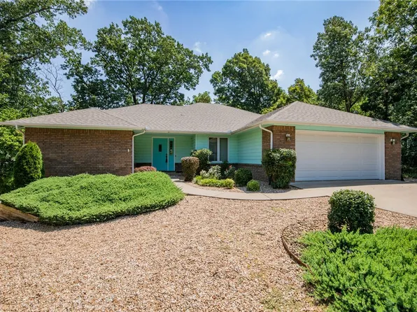 16 Stucky Ln, Bella Vista, AR 72715