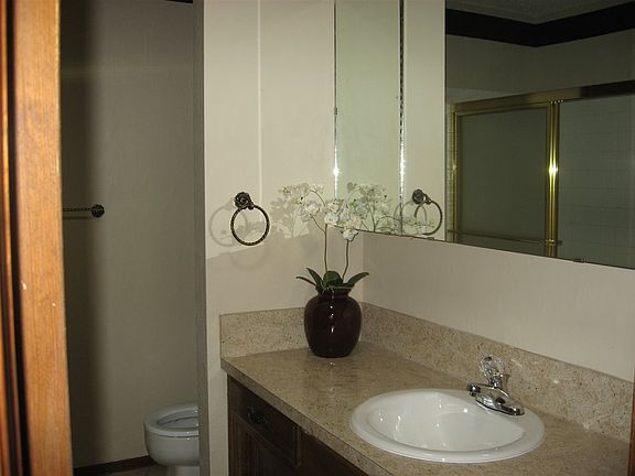 5th image of 1320 Quail Creek Dr