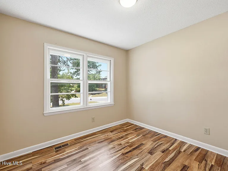 5914 Ormskirk Dr — Photo 16