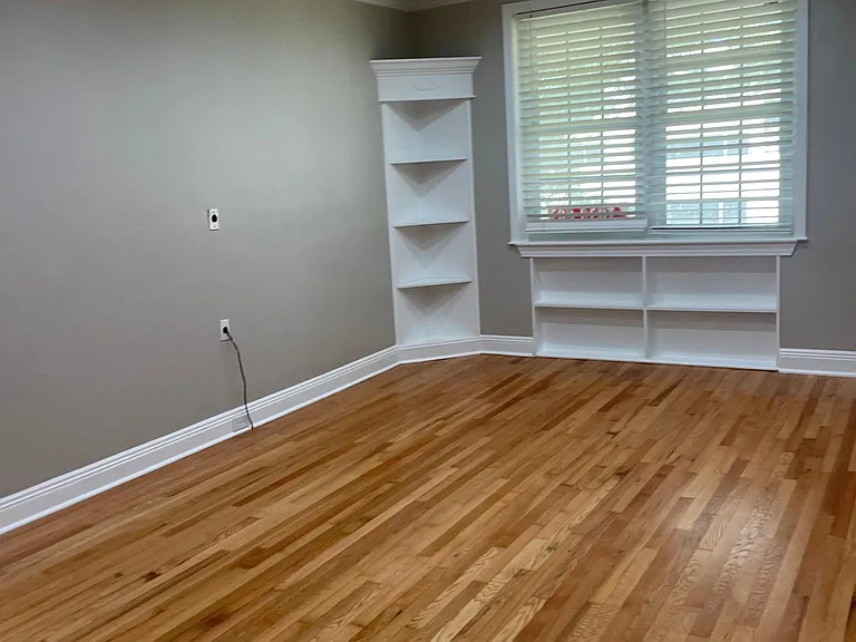 1337 E Morehead St — Photo 14
