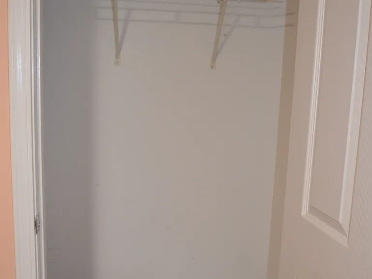 1601 E Lenoir St #2 — Photo 4