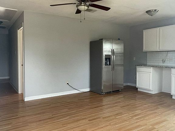 3rd image of 6515 Avenue B APT D