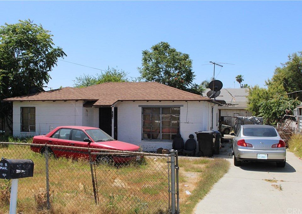 1st image of 15149 Hibiscus St