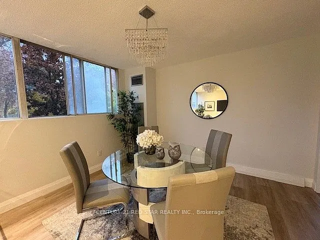 3 bed, $2,700 — Photo 3