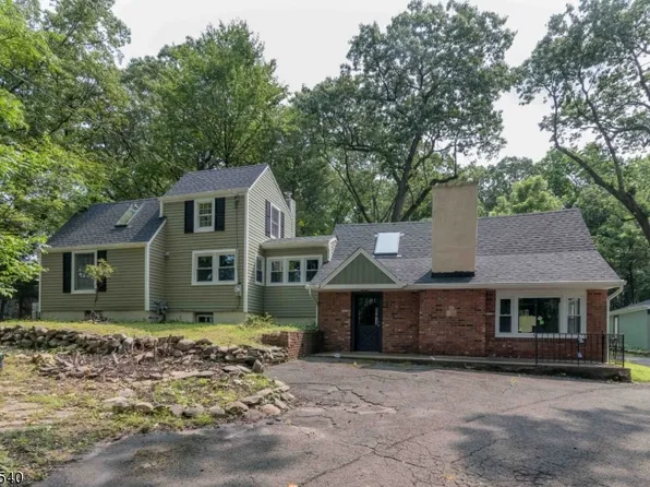 496 Manchester Ave, North Haledon Boro, NJ 07508