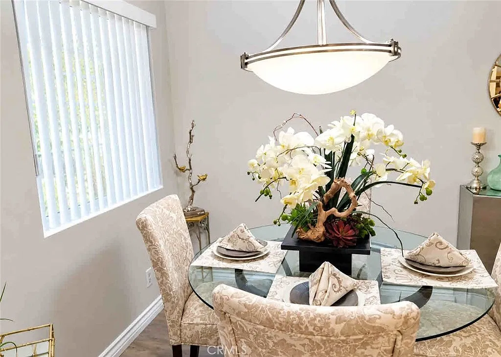 1 bed, 763 sqft, $2,300 — Photo 4
