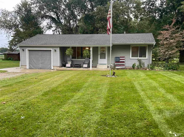 1437 Wells Rd, Dundee, MI 48131