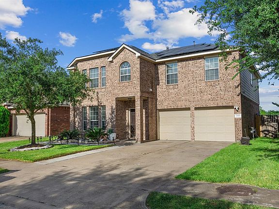 4th image of 24415 Lakecrest Bend Dr