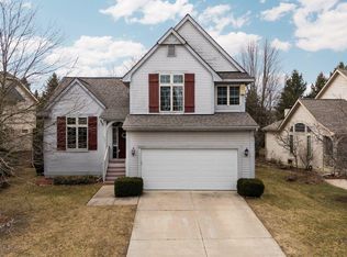 5617 Versailles Ave, Ann Arbor, MI 48103