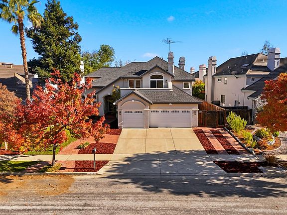 5th image of 5916 Sterling Oaks Dr