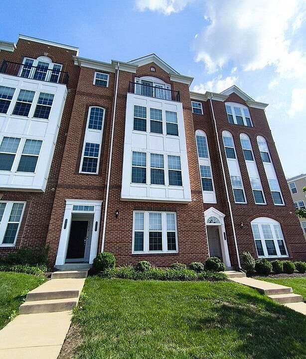 1st image of 42677 Wardlaw Ter
