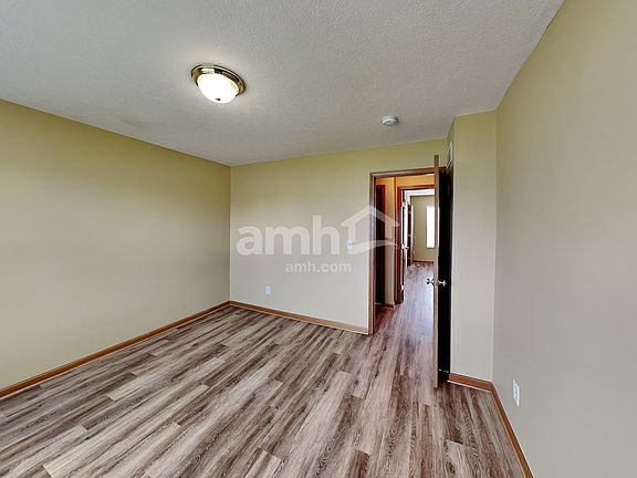 3rd image of 6764 Annelise Ln