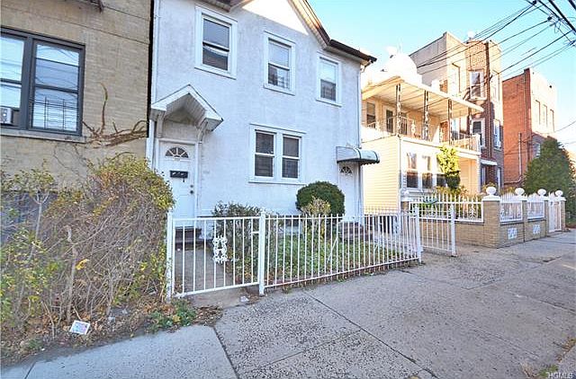 1st image of 727 E 236th St