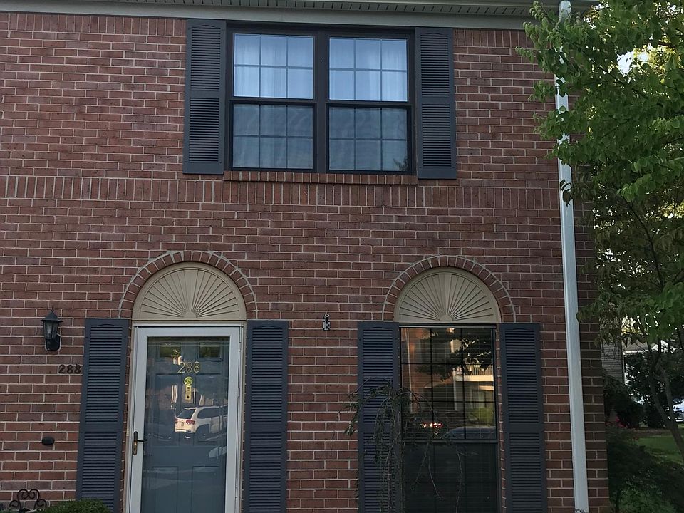 1st image of 288 Bromley Pl