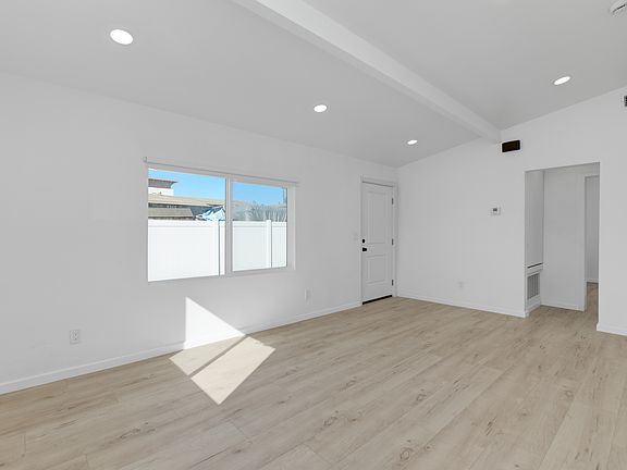 3rd image of 4526-28 Clairemont Mesa Blvd #A
