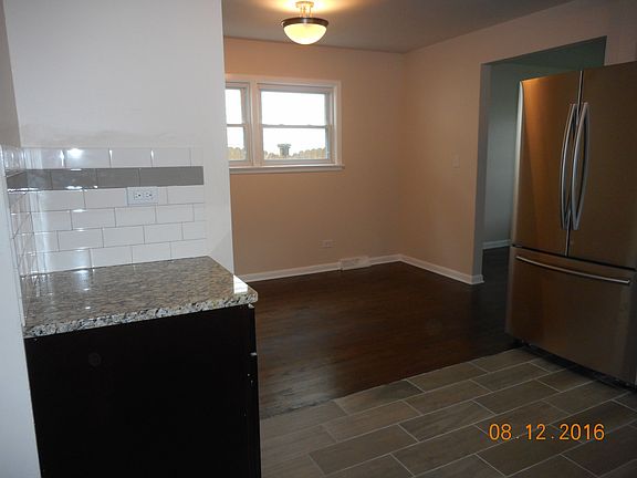 3rd image of 48 Englewood Ave