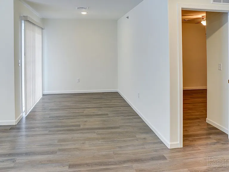 Apartments On Main — Photo 62