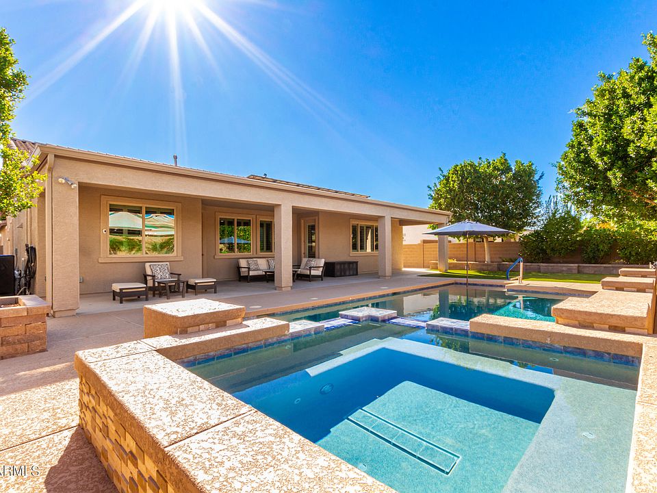 1st image of 9962 W VILLA HERMOSA --