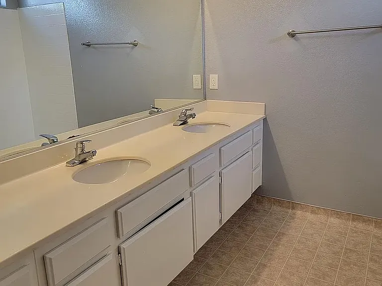 8731 De Soto Ave #109 — Photo 11