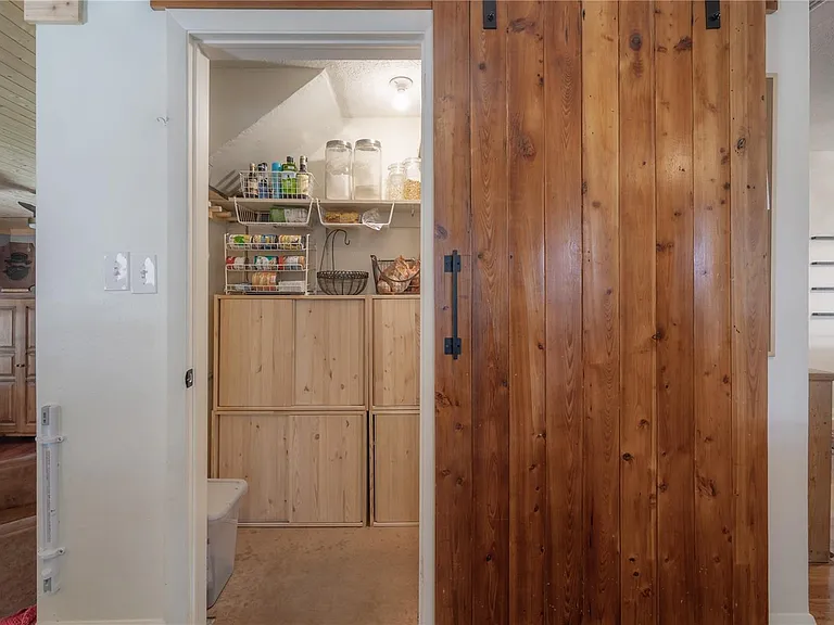 4107 N Seminole Ave — Photo 26