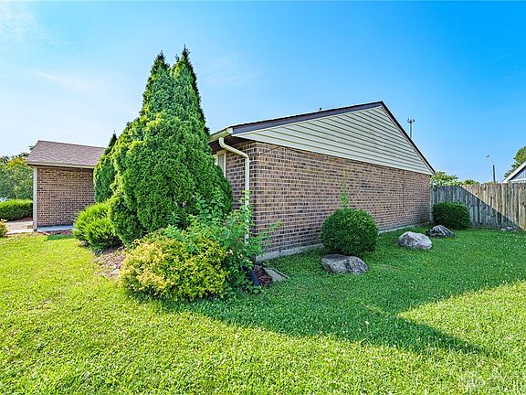 4th image of 7816 Waterton Ct