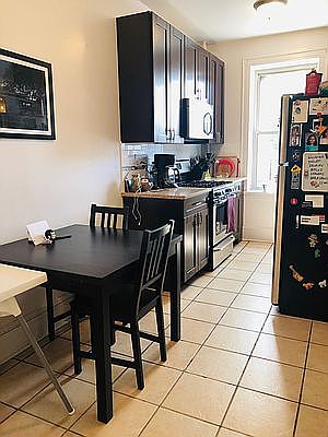 4th image of 3115 21st Ave APT 1D
