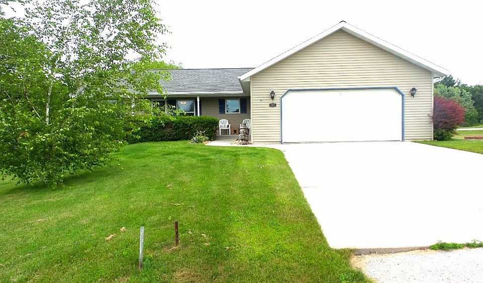 1st image of 205 Mulberry Dr