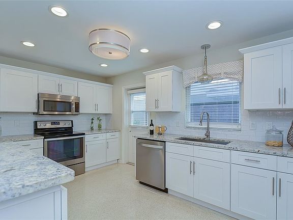 3rd image of 3512 Nakora Dr