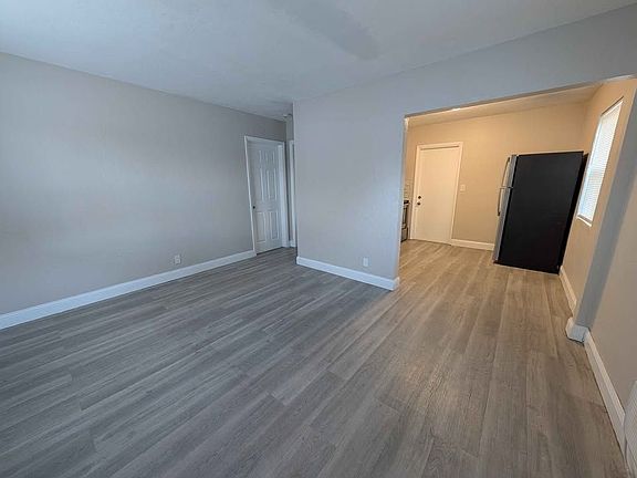 2nd image of 2300 Douglas St #7