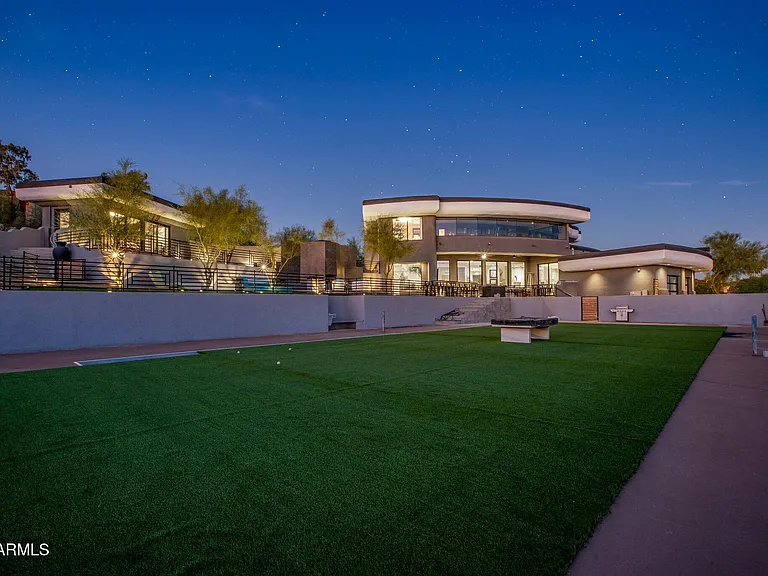 3282 E Palo Verde Dr — Photo 116