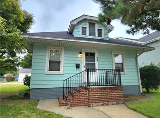 54 W Chamberlin Ave, Hampton, VA 23663