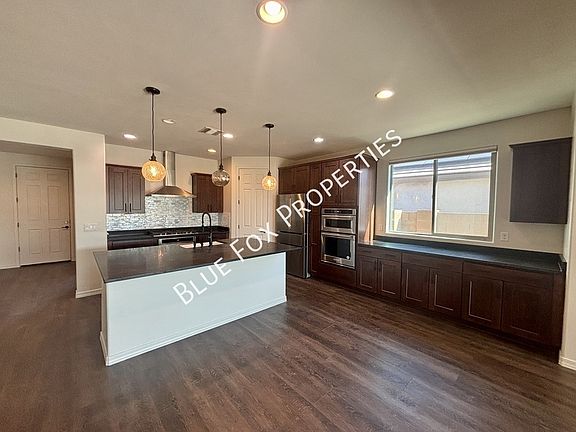 3rd image of 8454 N Lone Ranger Rd