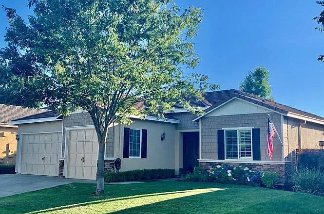 629 Lilja Ct — Photo 1