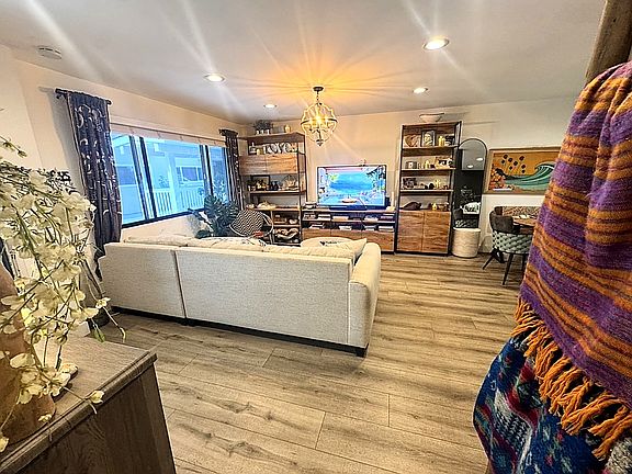 5th image of 2411 Prospect Ave APT 103