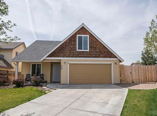 1111 NW 21st Pl, Redmond, OR 97756