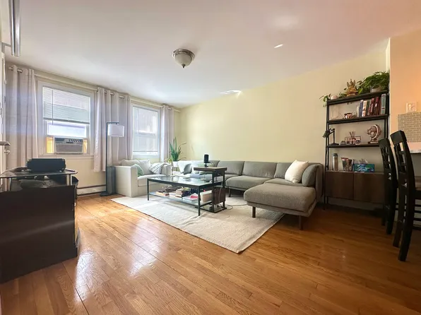 119 Willow St #1, Cambridge, MA 02141