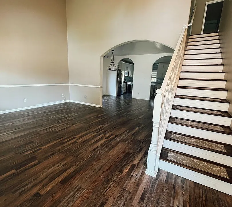 5207 Villa Dr