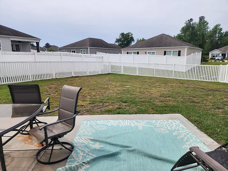 1300 Arbor Ct — Photo 21