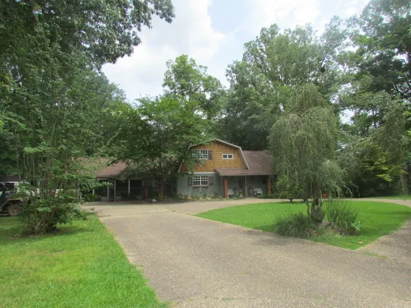 107 Magnolia Cir, Crossett, AR 71635