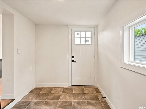 3rd image of 219 Grant Street #63