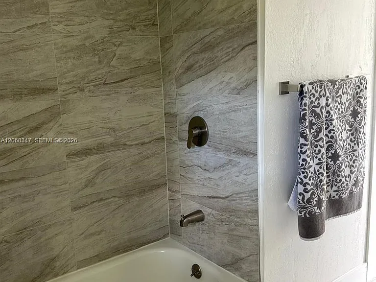 22115 SW 115th Ave — Photo 15
