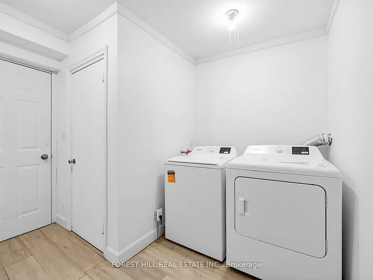 419 Dufferin St — Photo 26