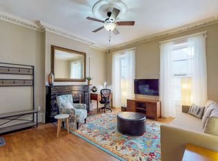 2174 5th Ave #1F, Troy, NY 12180