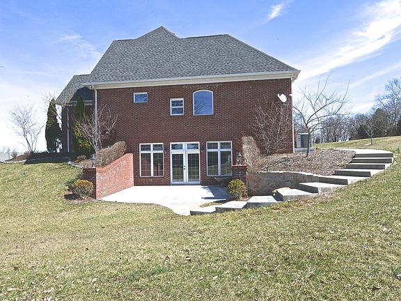 5th image of 7508 Abbott Glen Dr