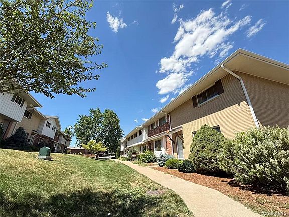 3rd image of 9280 E Nassau Avenue